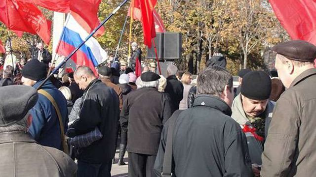 Комуністи скаржаться на донецьких бойовиків