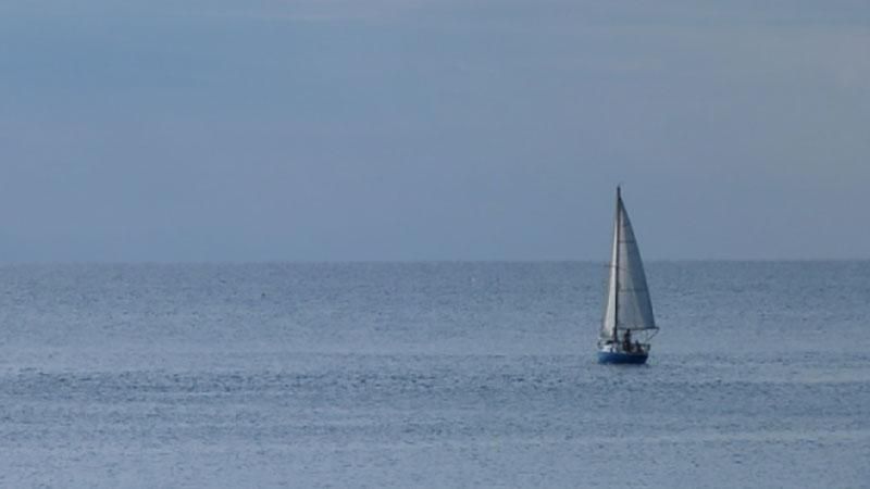 Стали відомі подробиці жорстокого затримання російської яхти в КНДР Стали відомі подробиці жорстокого затримання російської яхти в КНДР