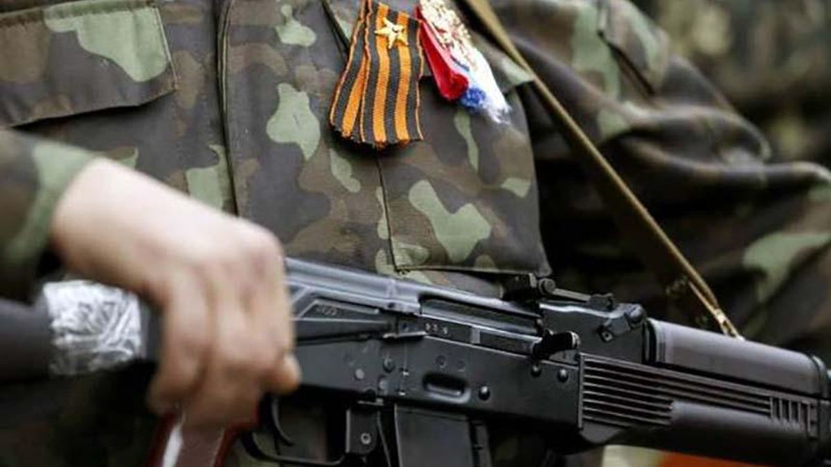 Терористи на Донбасі остаточно переформували свої підрозділи Терористи на Донбасі остаточно переформували свої підрозділи