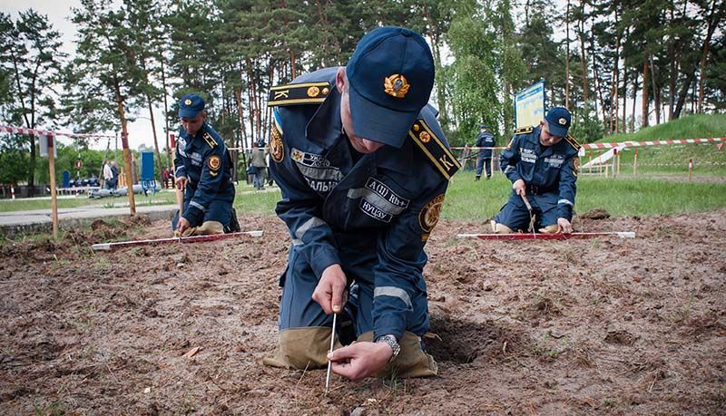 Українські сапери отримали від ЄС нову техніку: її уже спробували в дії