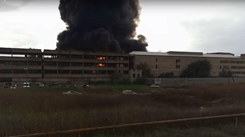 Запах Майдана. В России загорелась резиновая фабрика