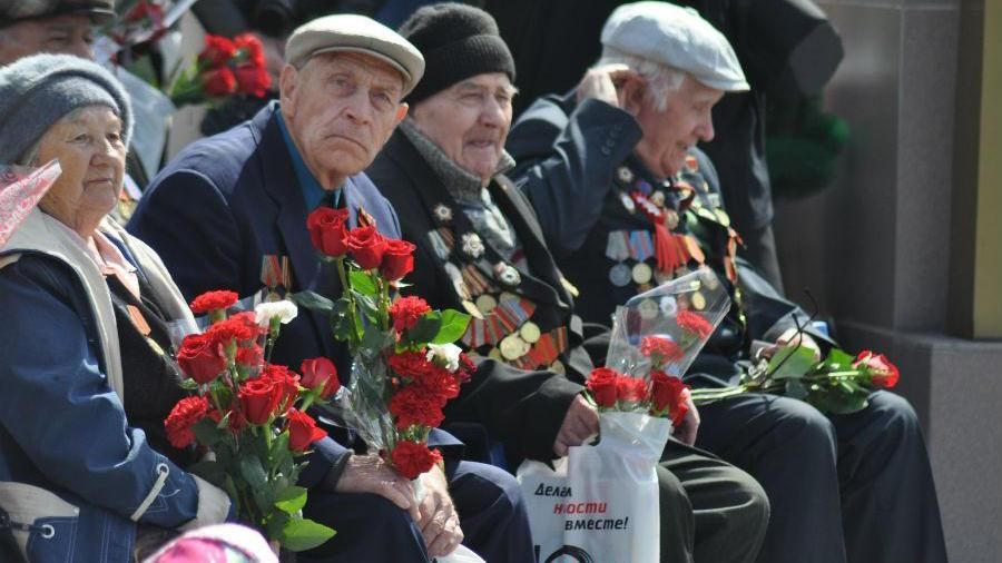 Хамское поведение российских чиновников с ветеранами: появилось видео Хамское поведение российских чиновников с ветеранами: появилось видео