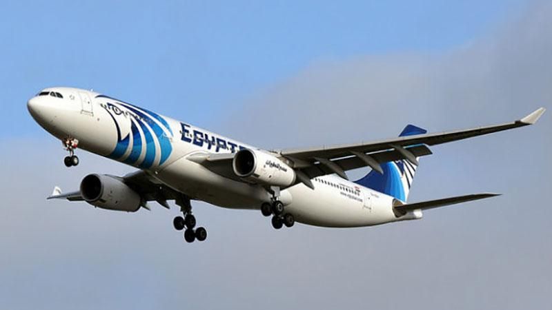 Пропавший самолет Egyptair разлетелся на части в небе, — СМИ