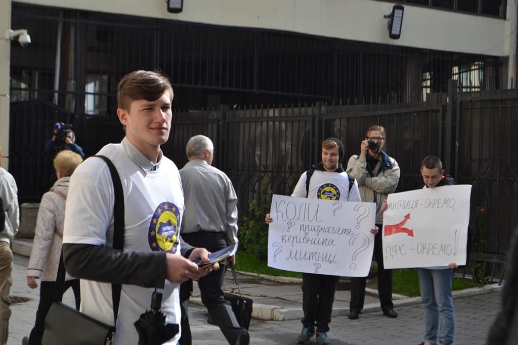 "Митний контроль" показав Насірову, як зробити митницю європейською "Митний контроль" показав Насірову, як зробити митницю європейською