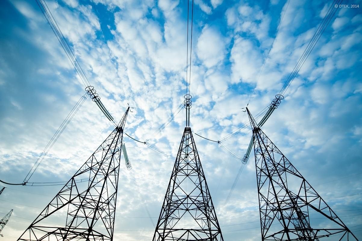 У Криму відновили електрику
У Криму відновили електрику