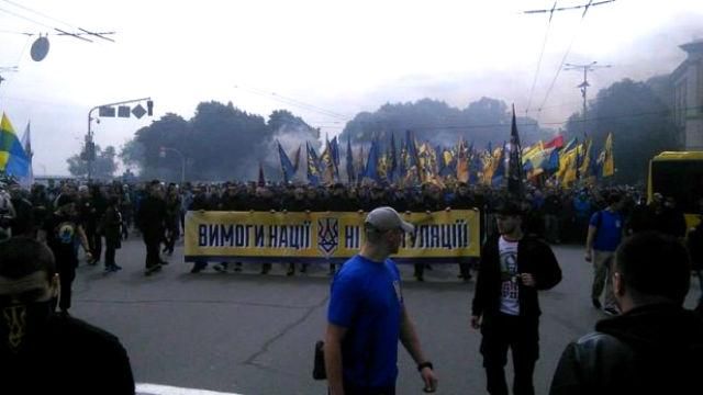 ТОП-новини. Масштабний марш "Азову", скандальна заява Сікорського про Донбас і Крим