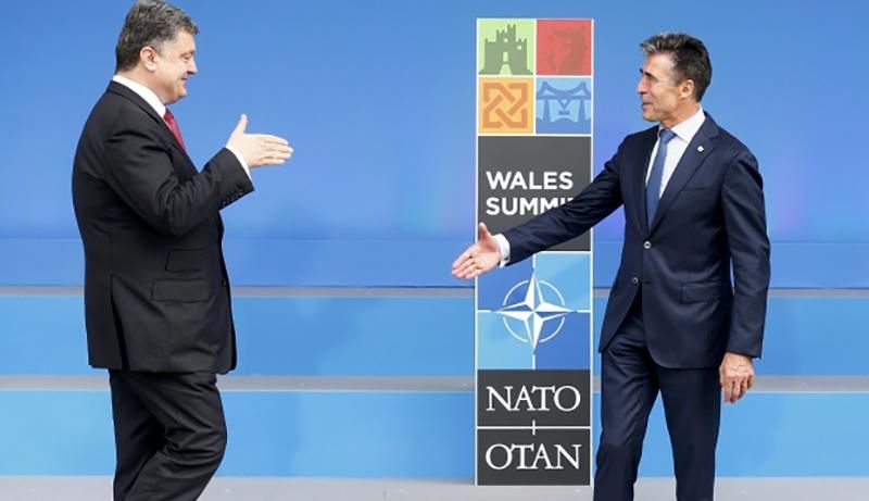 Порошенко на саммите НАТО в Варшаве представляет важный оборонительный документ