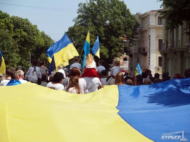 Одеса, мегамарш, вишиванки Одеса, мегамарш, вишиванки