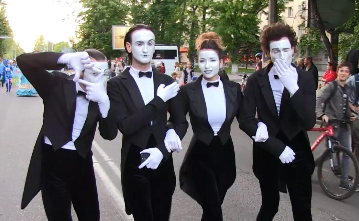 Театрали зі всього світу приїхали у Херсон на міжнародний фестиваль