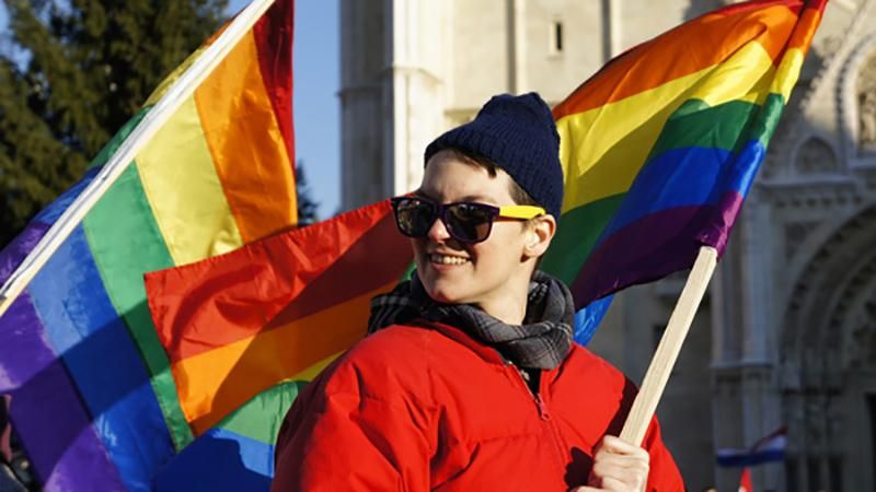 Гей-парад в Кишиневі зірвали, учасників довелося евакуювати 