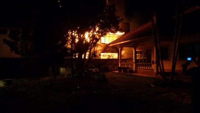 Пожежа у гуртожитку забрала життя щонайменше 17 тайських школярів