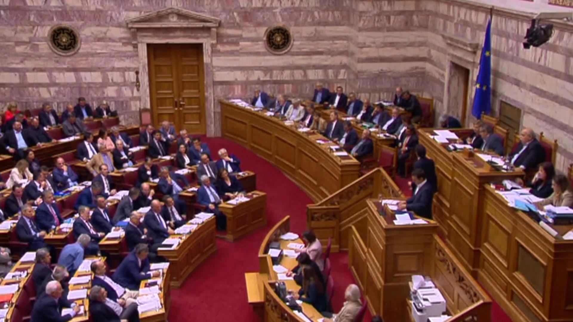 Греческое правительство пообещало новую эру для страны