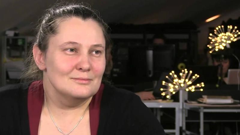 Скандальну юристку Монтян облили зеленкою: з'явились фото Скандальну юристку Монтян облили зеленкою: з'явились фото