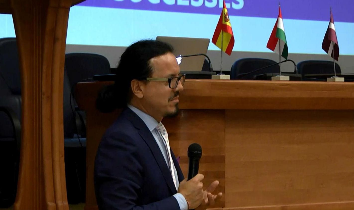 Новий голова Укрзалізниці вже роздав перші обіцянки Новий голова Укрзалізниці вже роздав перші обіцянки