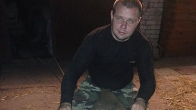 Сотрудник лесхоза подстрелил редкого зубра и хвастался окровавленными фото (18+)