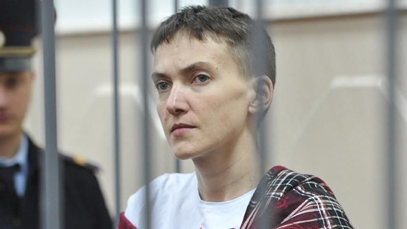Адвокат переконує Савченко подати прохання про помилування