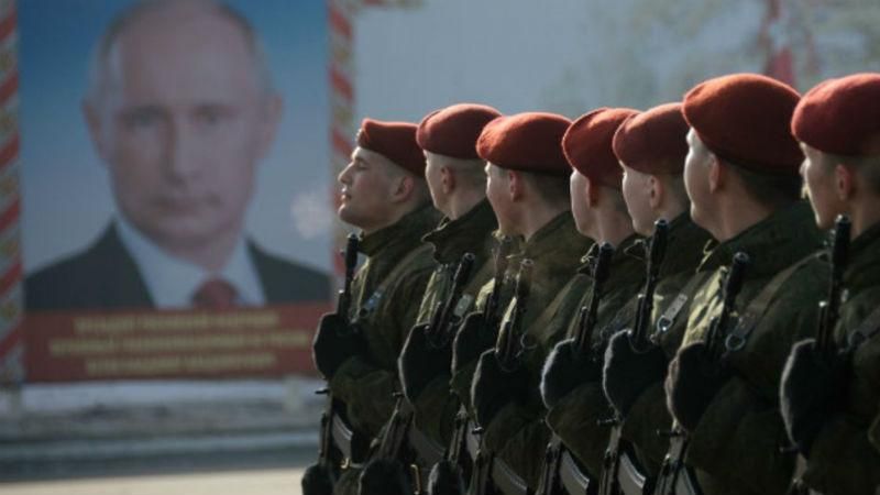 Росія відправляє на Донбас новостворену нацгвардію, аби приборкати бунти