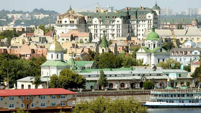 В Києві група хлопців жорстоко побила волонтера: стан чоловіка тяжкий