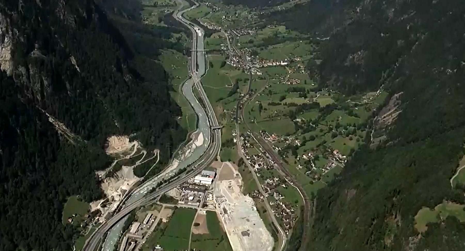 17 лет строительства: в Швейцарии откроют железнодорожный тоннель-рекордсмен