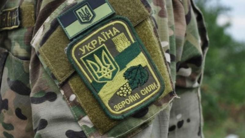 Военные жестоко изнасиловали свою коллегу на Львовщине