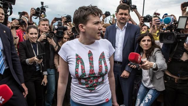 Савченко в Адміністрації Президента: Порошенко виступає з важливою заявою Савченко в Адміністрації Президента: Порошенко виступає з важливою заявою