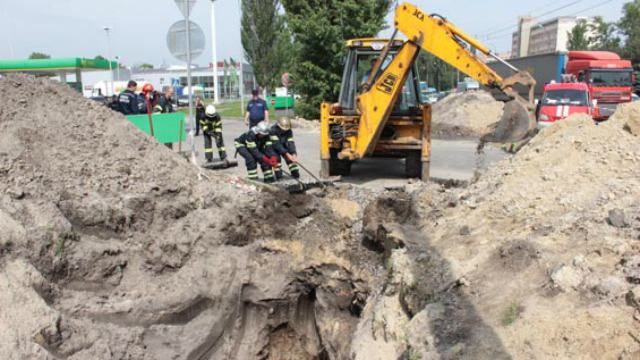 Тоннель обвалился в Черкассах: есть погибший Тоннель обвалился в Черкассах: есть погибший