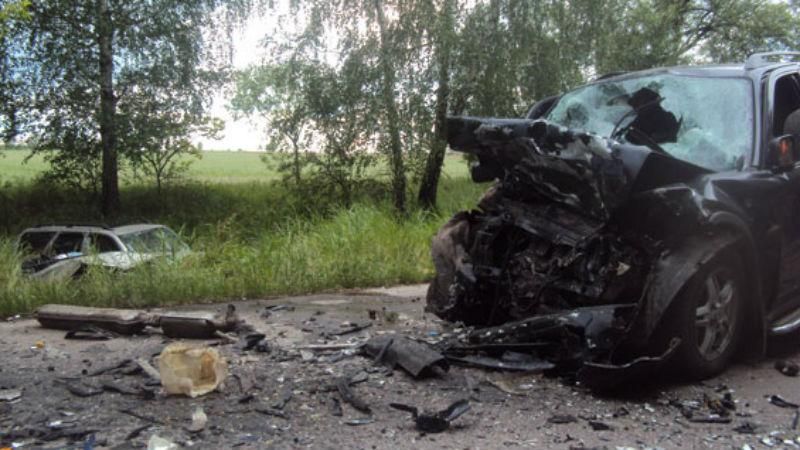 Страшна аварія під Черніговом: багато загиблих