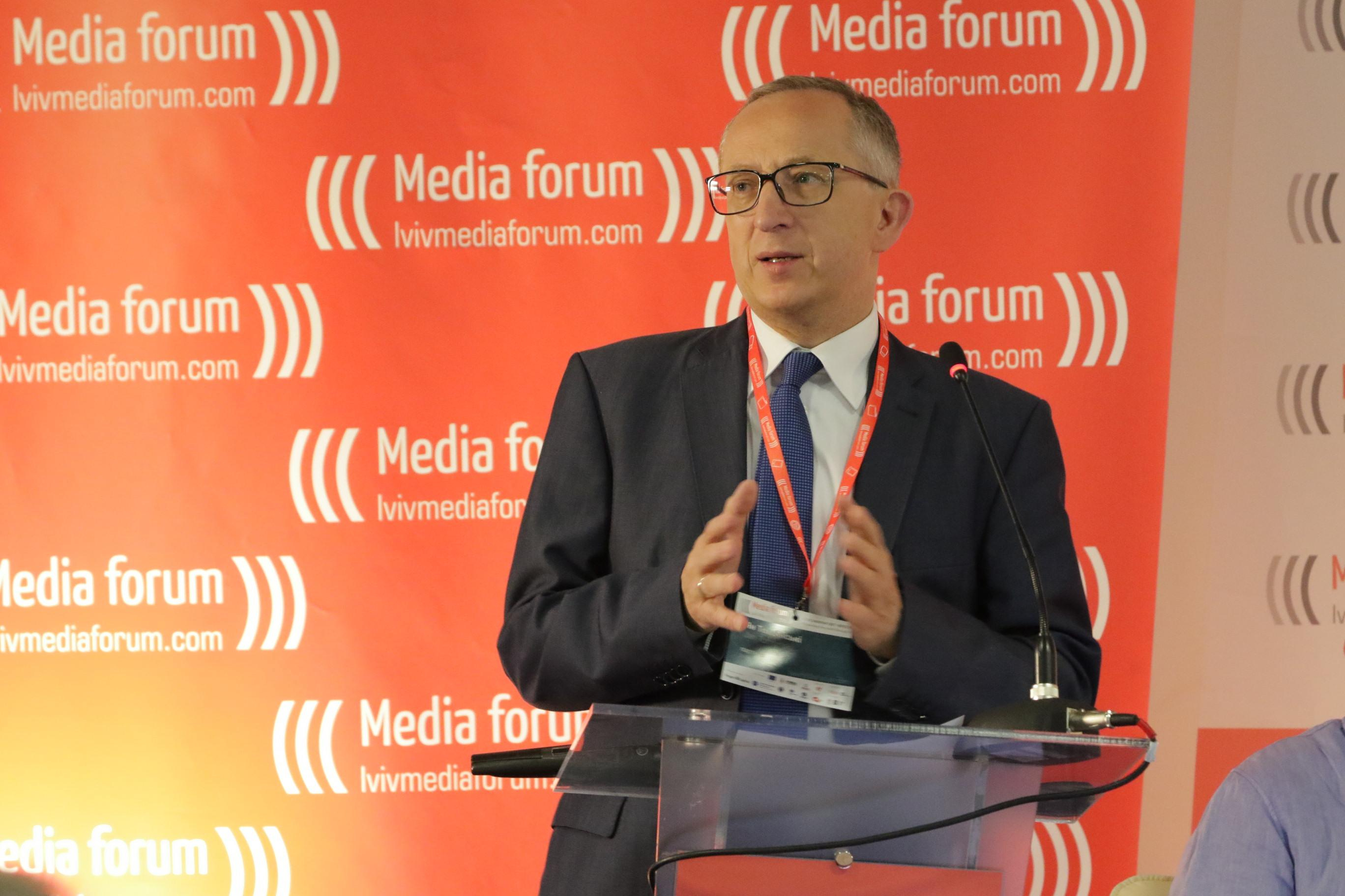 Вы помогаете международному сообществу понять, что происходит в Украине, — Ян Томбински