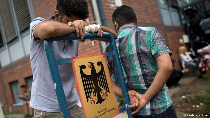 Біженців у Німеччині заставлять вчити німецьку мову