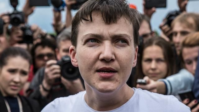 Савченко отреагировала на информацию о препятствовании ее освобождению Савченко отреагировала на информацию о препятствовании ее освобождению