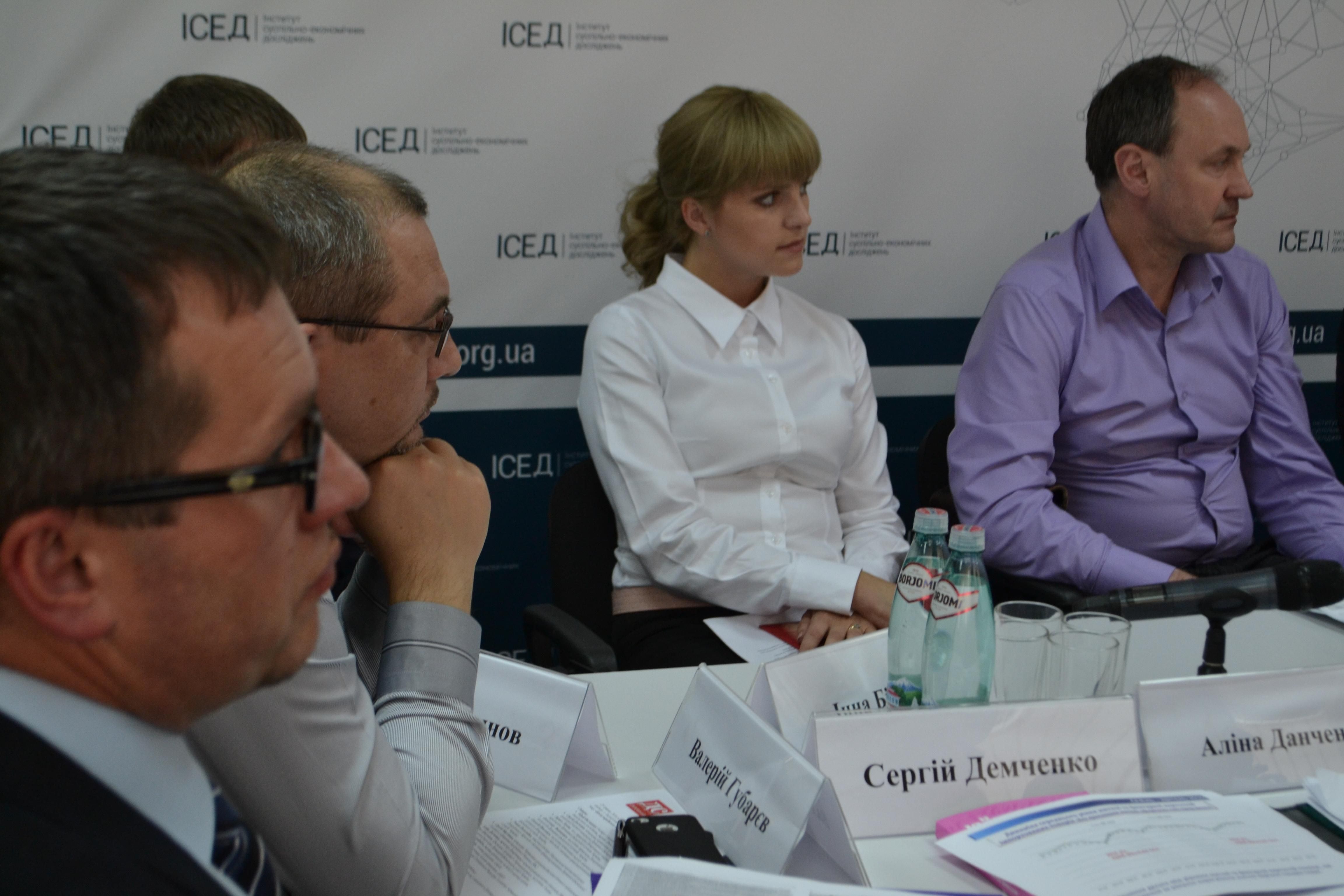 Митниця має відкрити списки компаній, які є в "зоні ризику", — експерт
Митниця має відкрити списки компаній, які є в "зоні ризику", — експерт