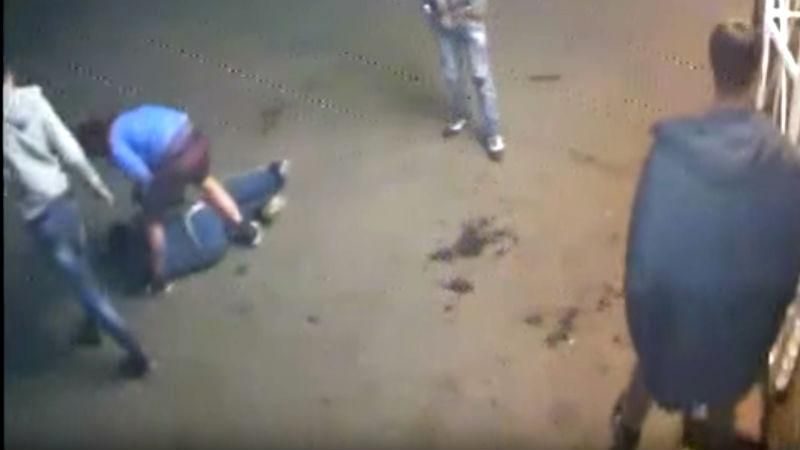 Под Одессой подростки жестоко избили сверстника — обнародовали видео