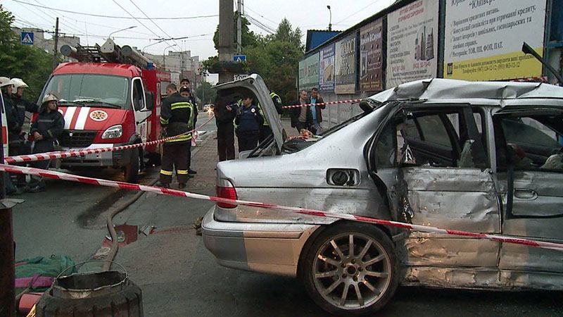 Двоє загиблих у вінницькій аварії виявились поліцейськими