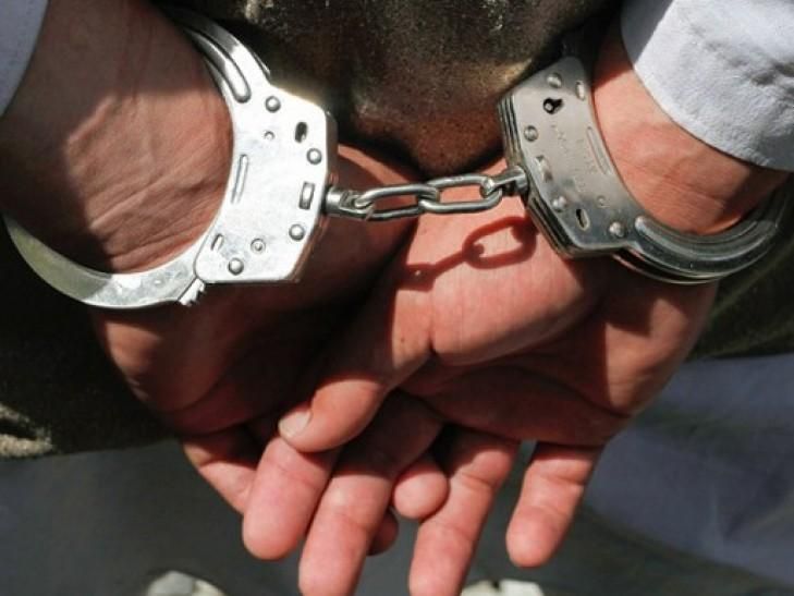 СБУ затримала чоловіка, якого підозрюють у розкраданні на півмільярда
СБУ затримала чоловіка, якого підозрюють у розкраданні на півмільярда