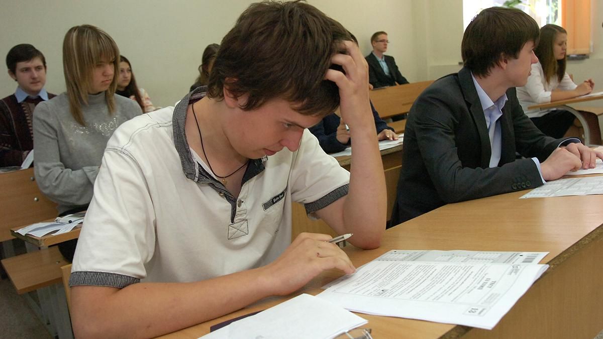 Для абітурієнтів з окупованого Криму організують додаткову сесію ЗНО в липні, — міністр Для абітурієнтів з окупованого Криму організують додаткову сесію ЗНО в липні, — міністр