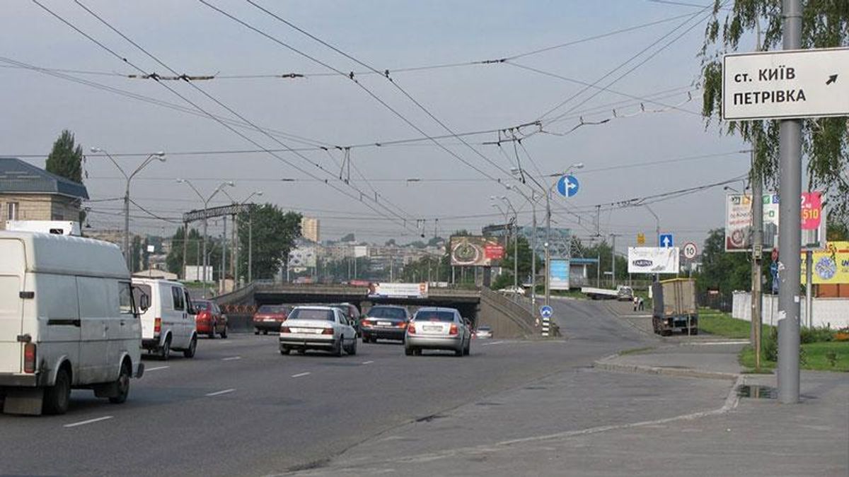 Московский проспект в Киеве переименуют на Бандеры Московский проспект в Киеве переименуют на Бандеры