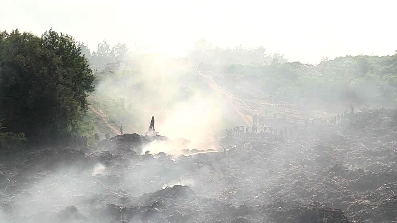 У ДСНС розповіли, як просуваються роботи на Грибовицькому сміттєзвалищі У ДСНС розповіли, як просуваються роботи на Грибовицькому сміттєзвалищі