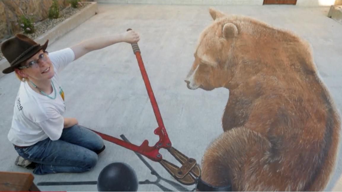 У Болгарії на тротуарах ожили казкові персонажі У Болгарії на тротуарах ожили казкові персонажі