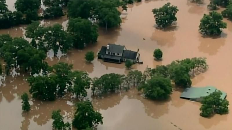 Техас страдает от мощного наводнения