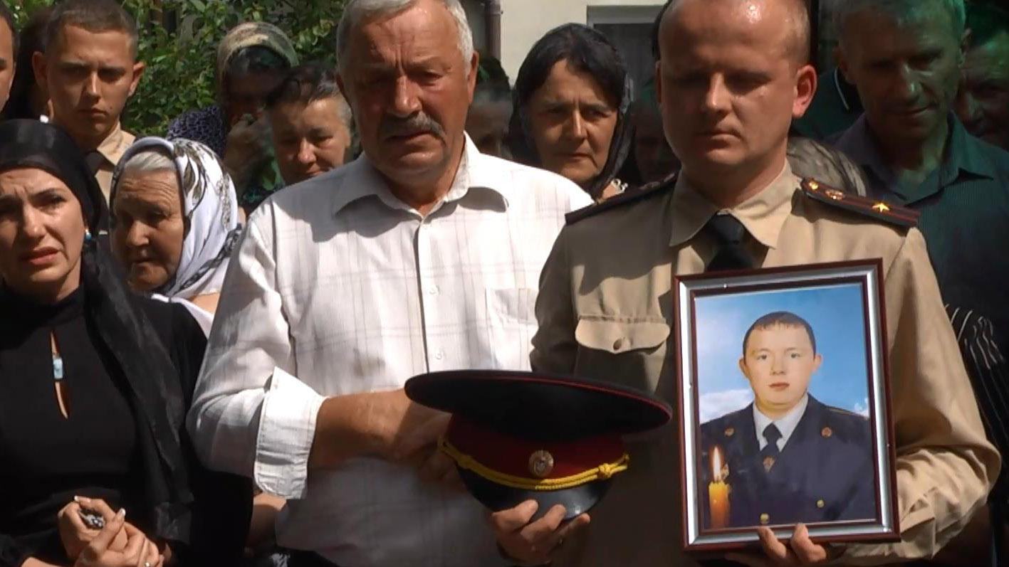 На Львовщине попрощались с двумя жертвами мусорной лавины