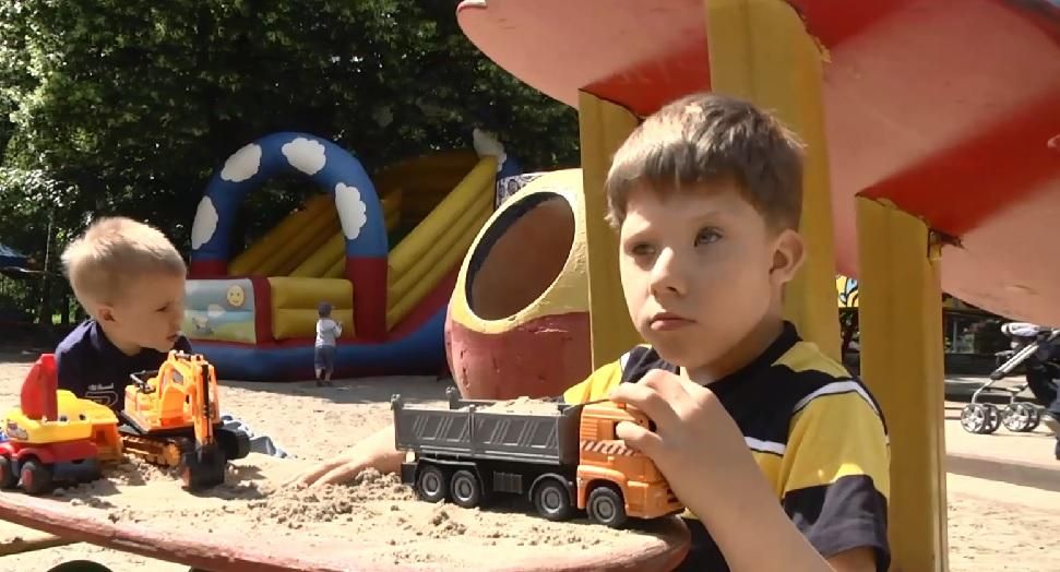 Як виживають молоді мами: захмарні витрати та мізерна державна допомога Як виживають молоді мами: захмарні витрати та мізерна державна допомога