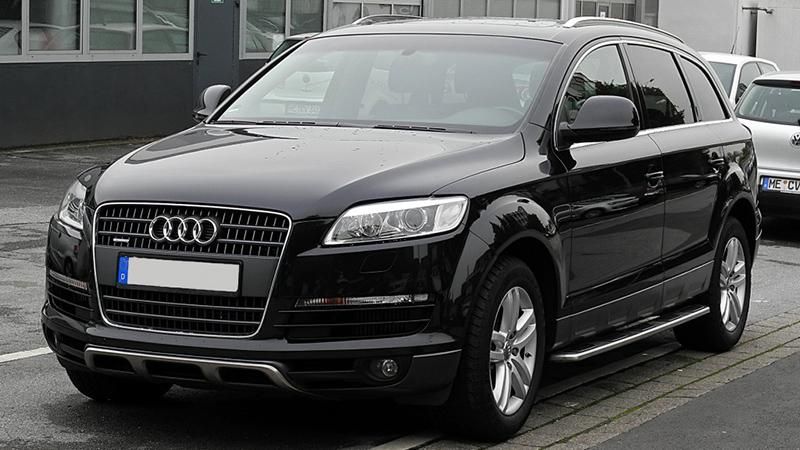 19-летний сын львовского прокурора разжился на роскошное авто (Документы) 19-летний сын львовского прокурора разжился на роскошное авто (Документы)