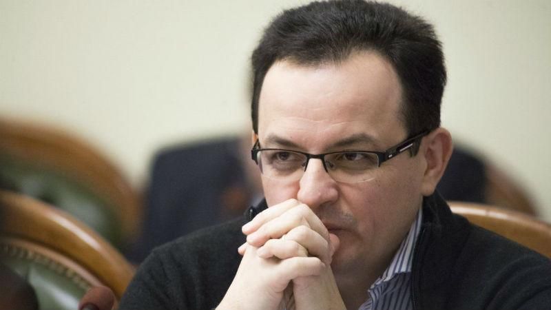 Березюк настаивает, что вето на снижение акциза на авто таки есть Березюк настаивает, что вето на снижение акциза на авто таки есть