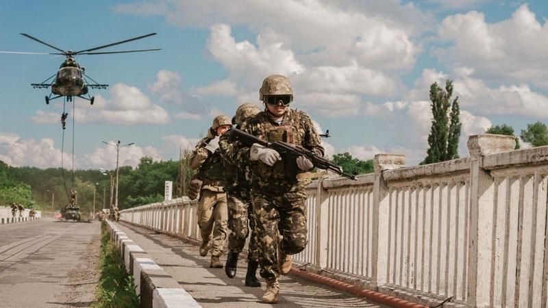 Генштаб пропонує контракт на півроку Генштаб пропонує контракт на півроку