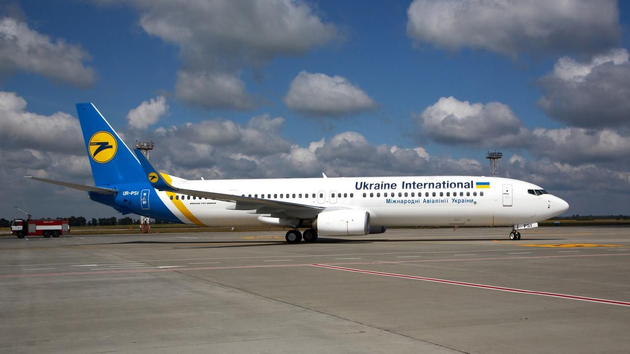 В Стамбуле самолет в Киев задержали из-за разговора пассажиров о бомбе