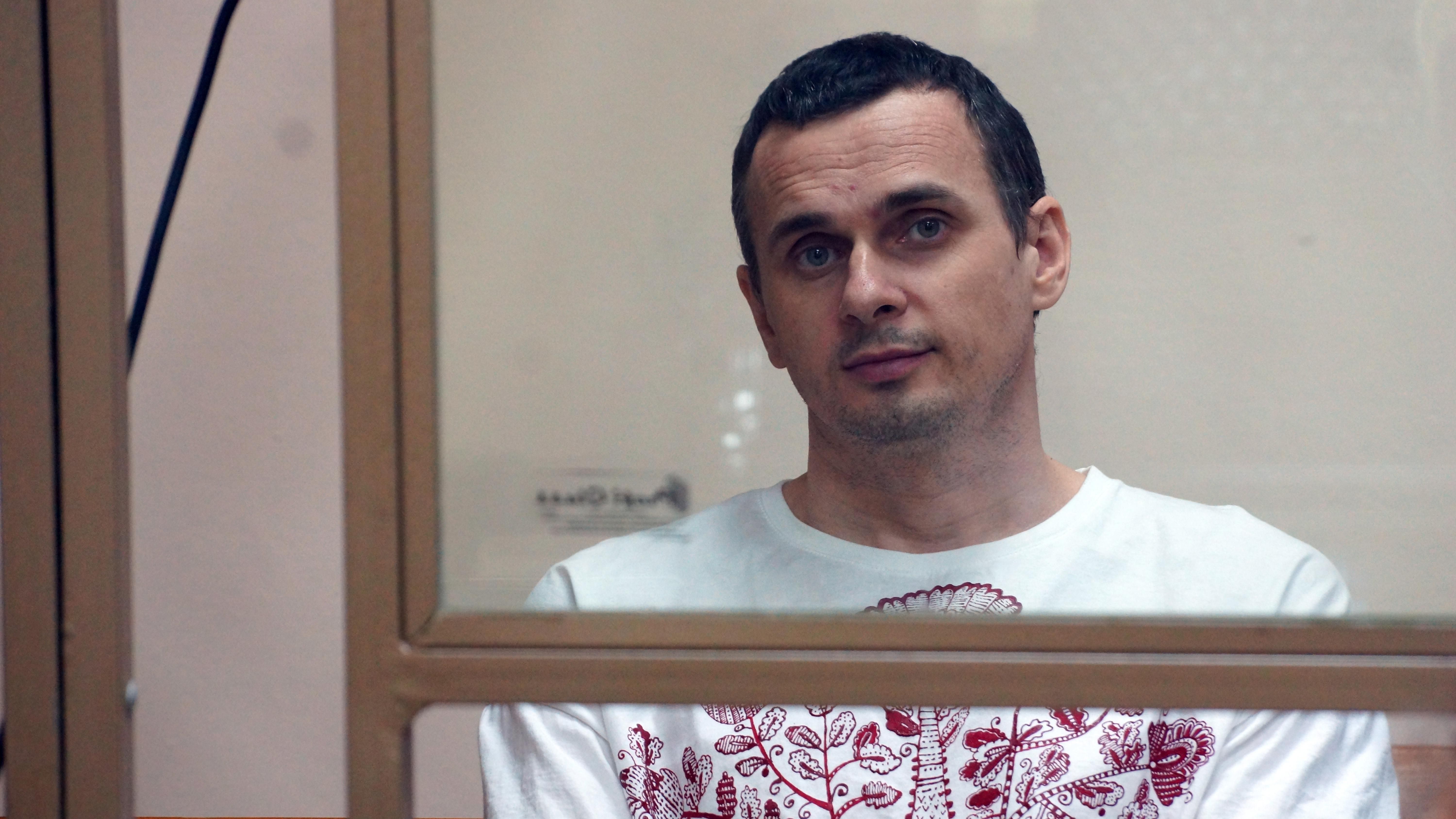 Стало відомо, як Сенцову живеться в російській колонії Стало відомо, як Сенцову живеться в російській колонії