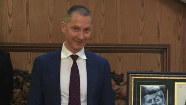 На дне рождения основного фигуранта "черной кассы" регионалов засветился Ложкин На дне рождения основного фигуранта "черной кассы" регионалов засветился Ложкин