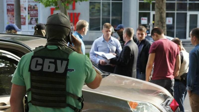 З’явились подробиці гучного затримання в Миколаєві: не обійшлось без стрілянини З’явились подробиці гучного затримання в Миколаєві: не обійшлось без стрілянини