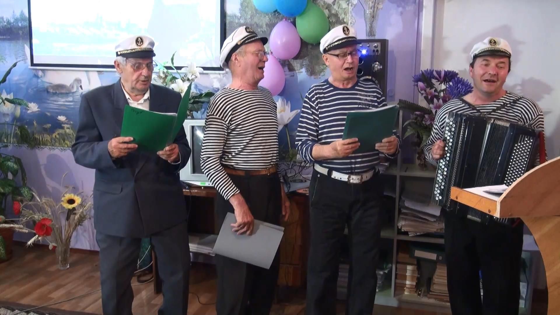 Власть требует у пенсионеров убраться куда-нибудь из отремонтированного помещения
Власть требует у пенсионеров убраться куда-нибудь из отремонтированного помещения