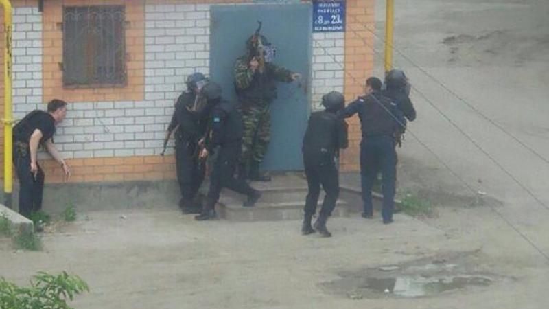 Топ-новини: Кривава бійня у Казахстані, смерть дітей у ДТП під Києвом Топ-новини: Кривава бійня у Казахстані, смерть дітей у ДТП під Києвом